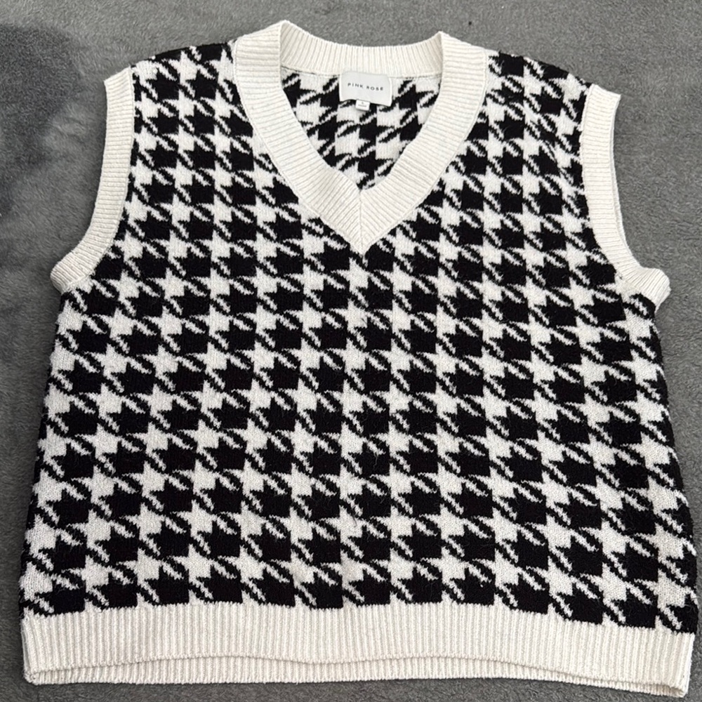 Black and White Houndstooth Sweater Vest